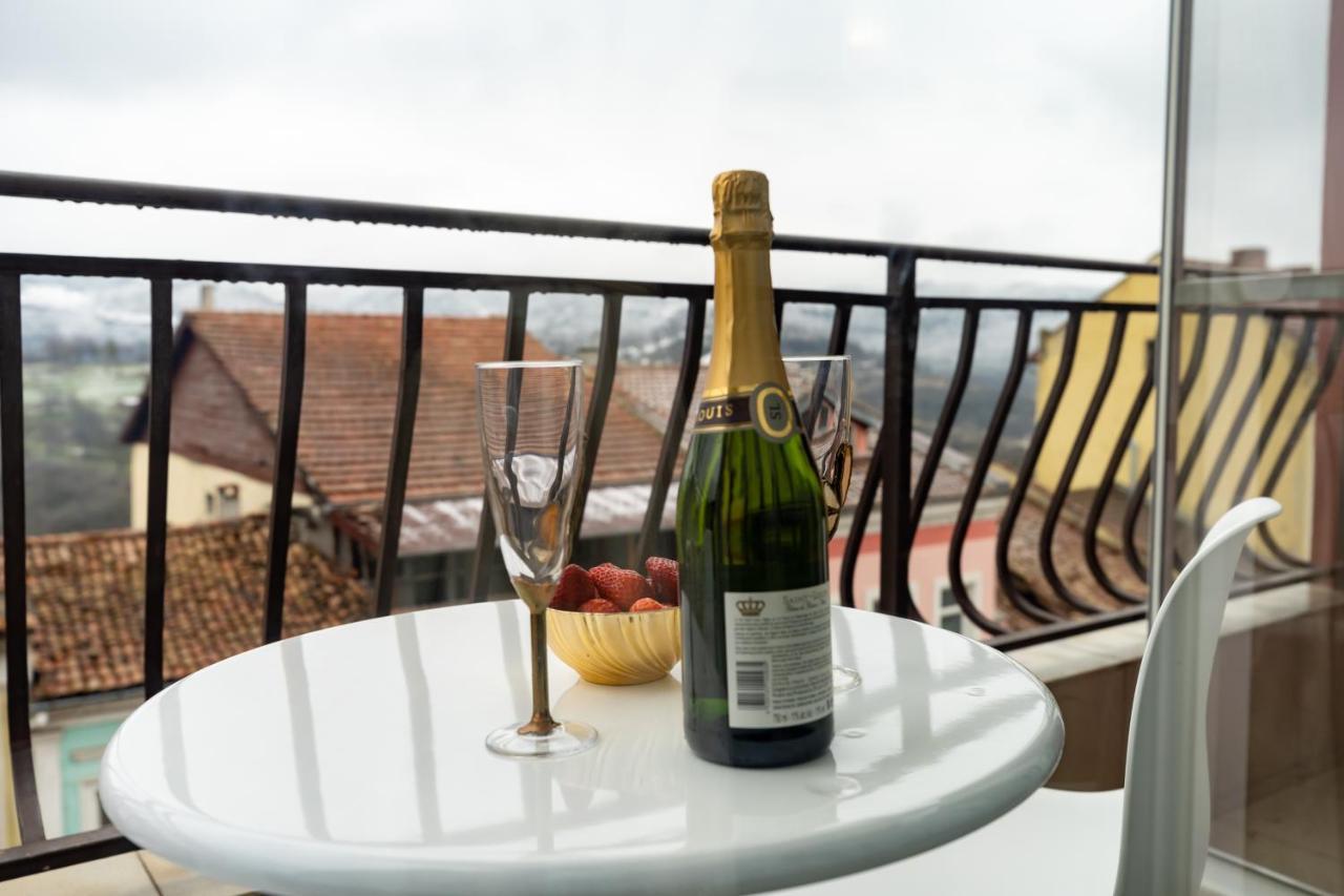 Hotel Kiev Veliko Tŭrnovo Eksteriør bilde