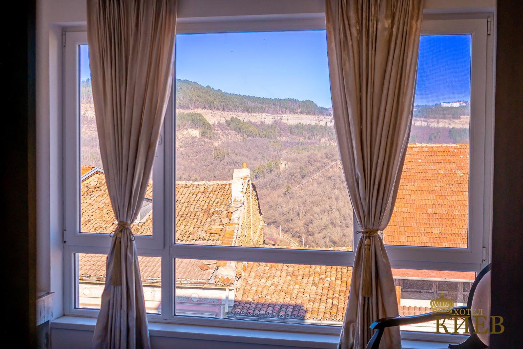Hotel Kiev Veliko Tŭrnovo Eksteriør bilde