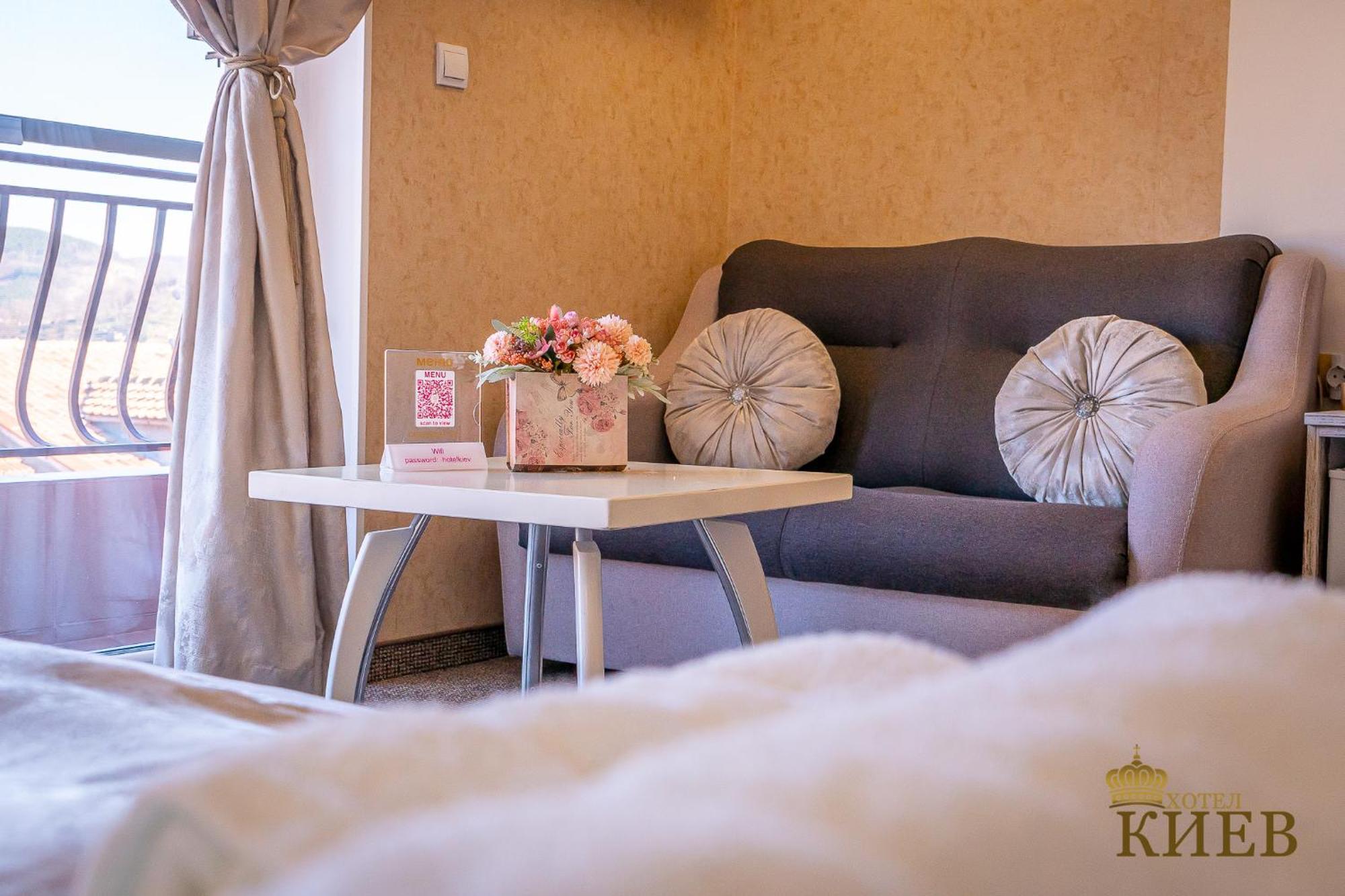 Hotel Kiev Veliko Tŭrnovo Eksteriør bilde