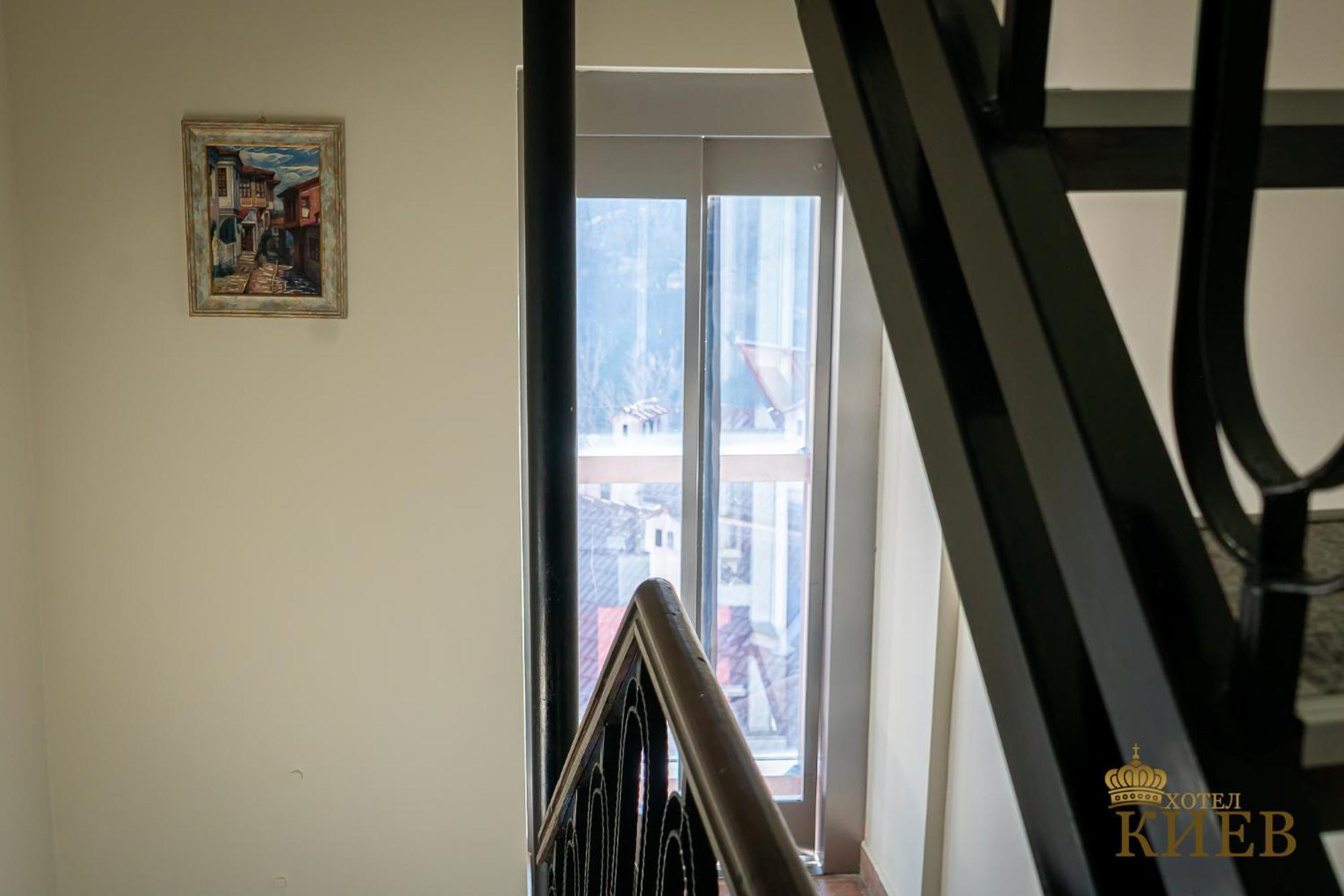 Hotel Kiev Veliko Tŭrnovo Eksteriør bilde