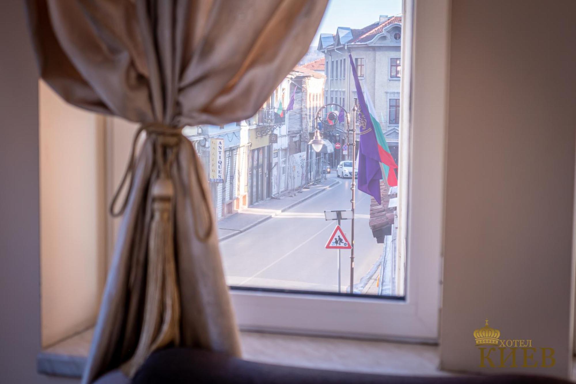 Hotel Kiev Veliko Tŭrnovo Eksteriør bilde