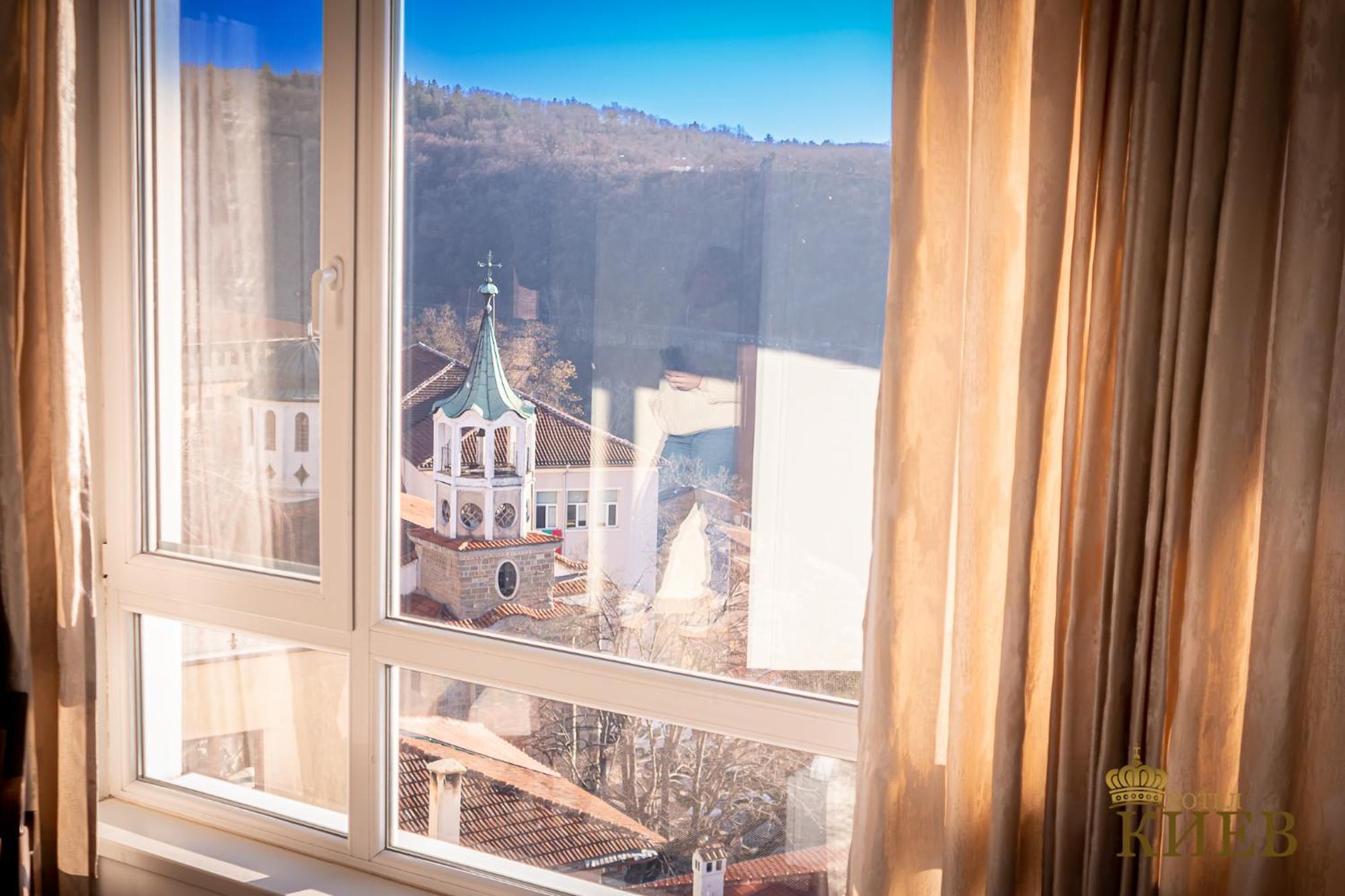 Hotel Kiev Veliko Tŭrnovo Eksteriør bilde