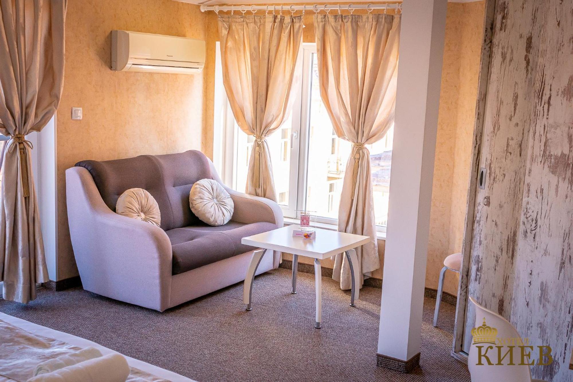 Hotel Kiev Veliko Tŭrnovo Eksteriør bilde