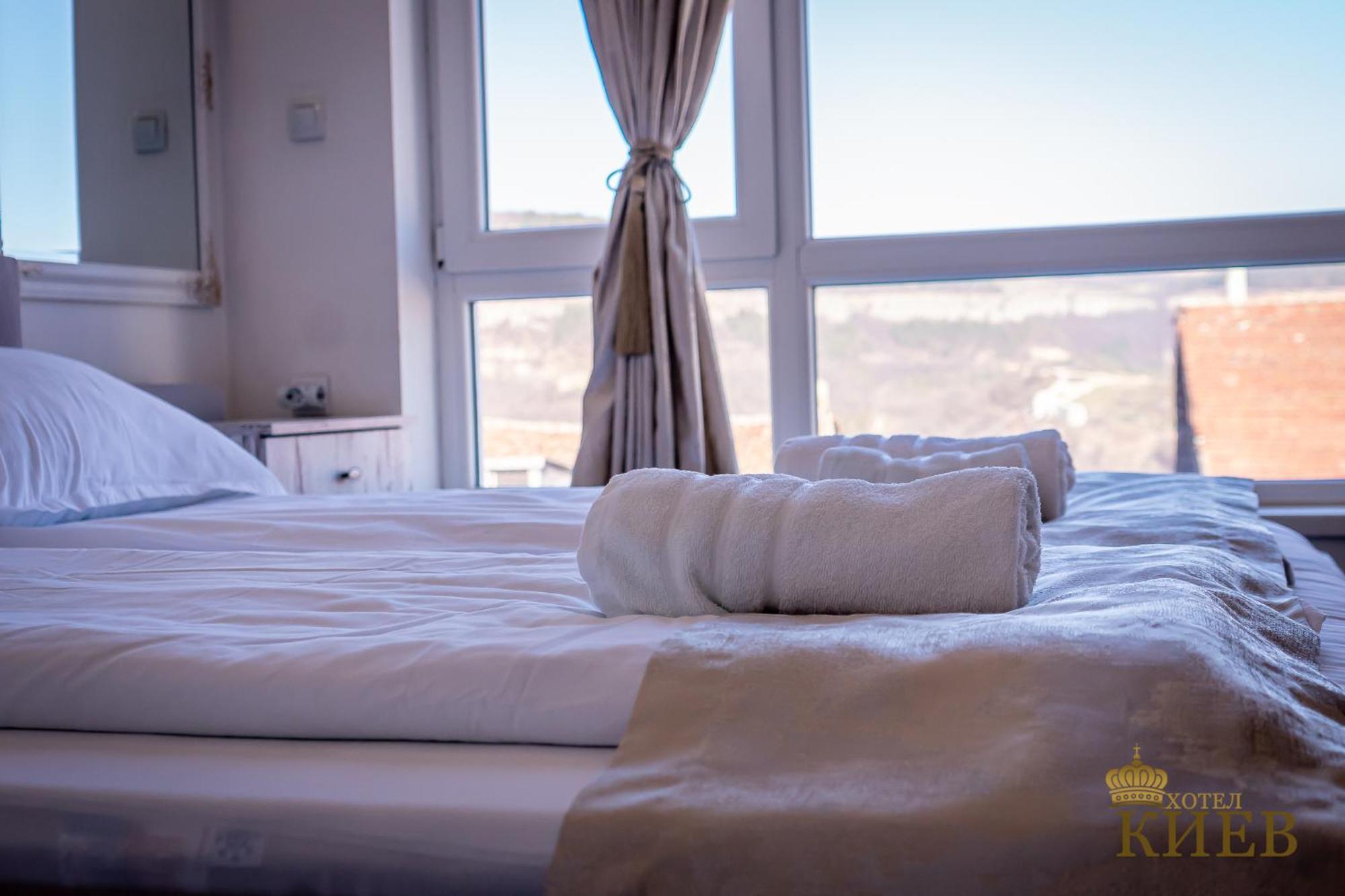 Hotel Kiev Veliko Tŭrnovo Eksteriør bilde